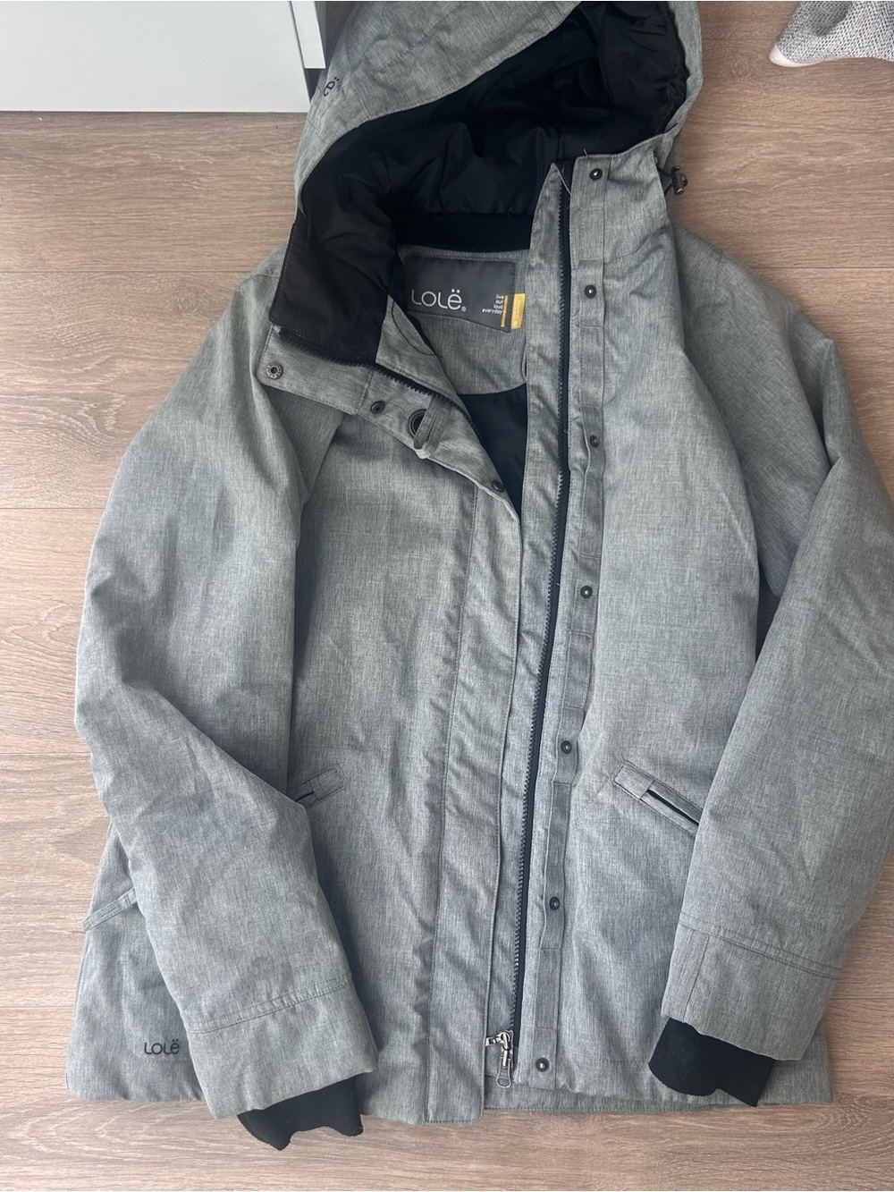 Lolë Women’s Grey Hooded Waterproof Winter Coat